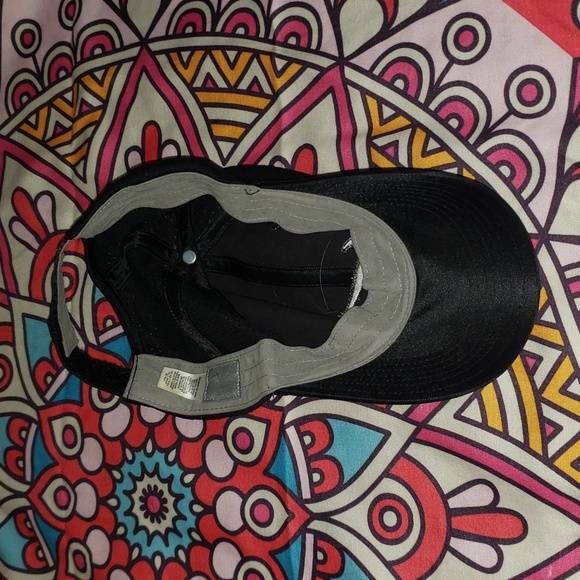 Nike Cap - Picture 3 of 3